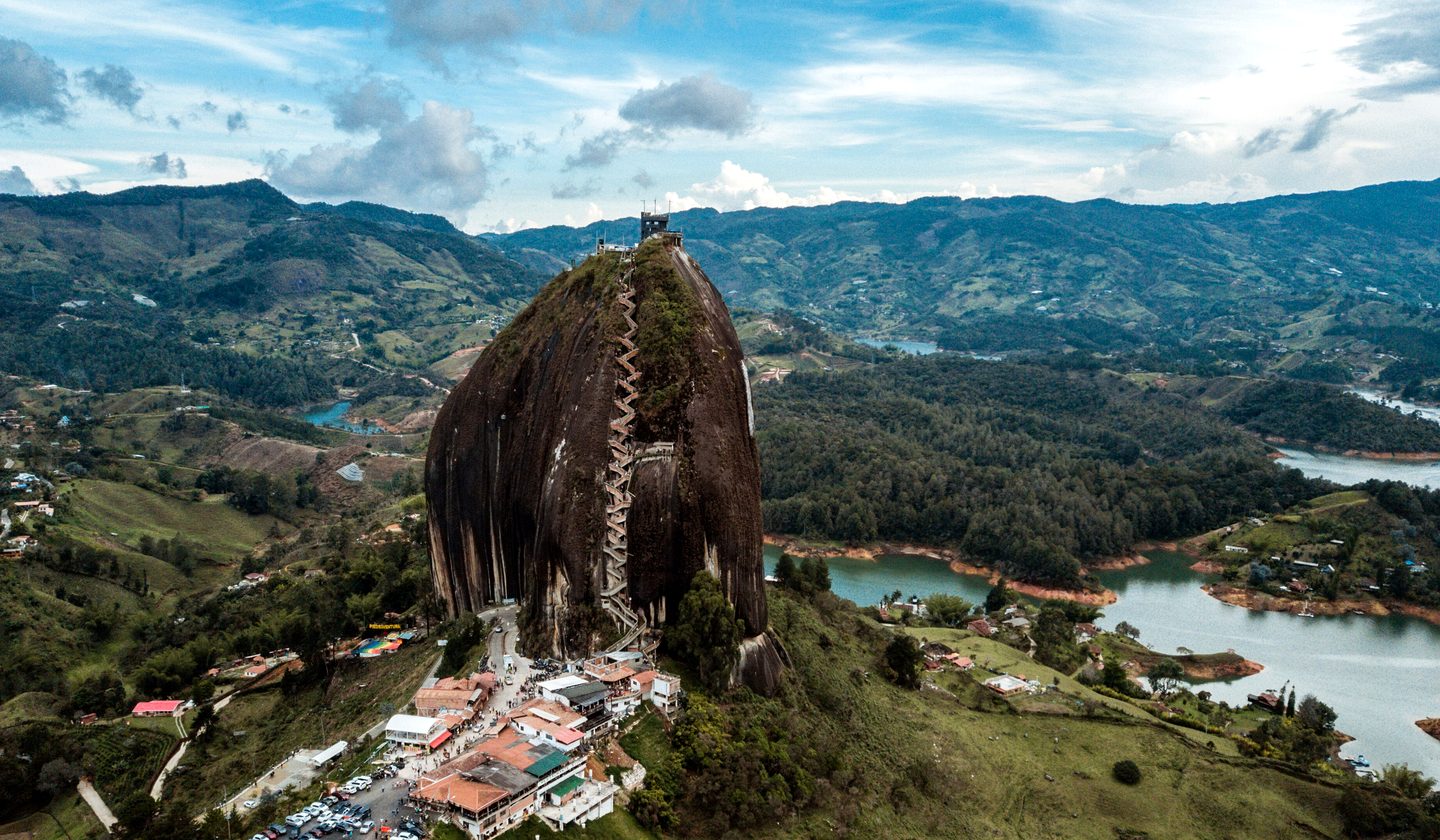 El Peñol rock above the Guatapé reservoir